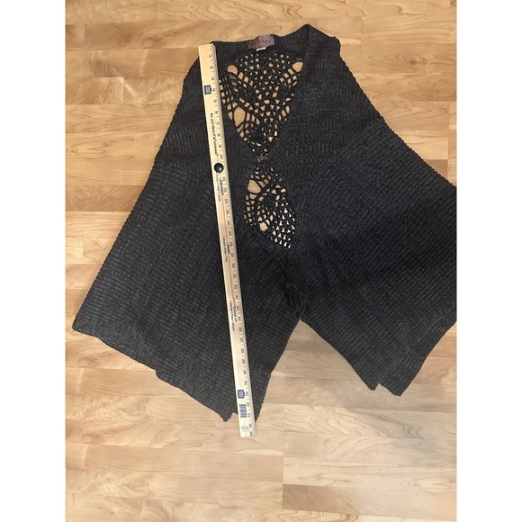 Free People 90s Open Front Knit Cape with Crochet‎ Back Boho Festival One size - Picture 6 of 7